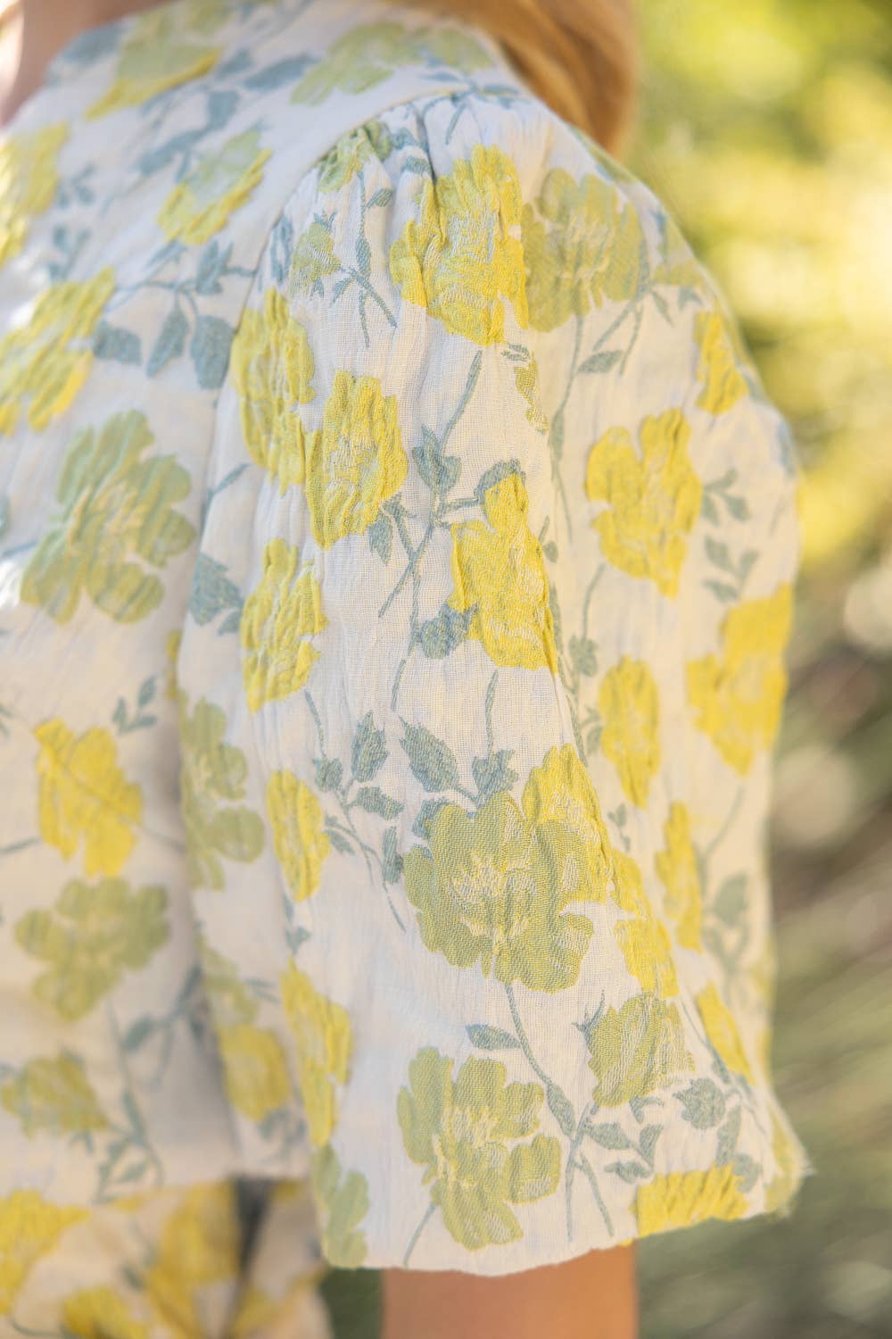 Floral Jaquard Puff Sleeve Top