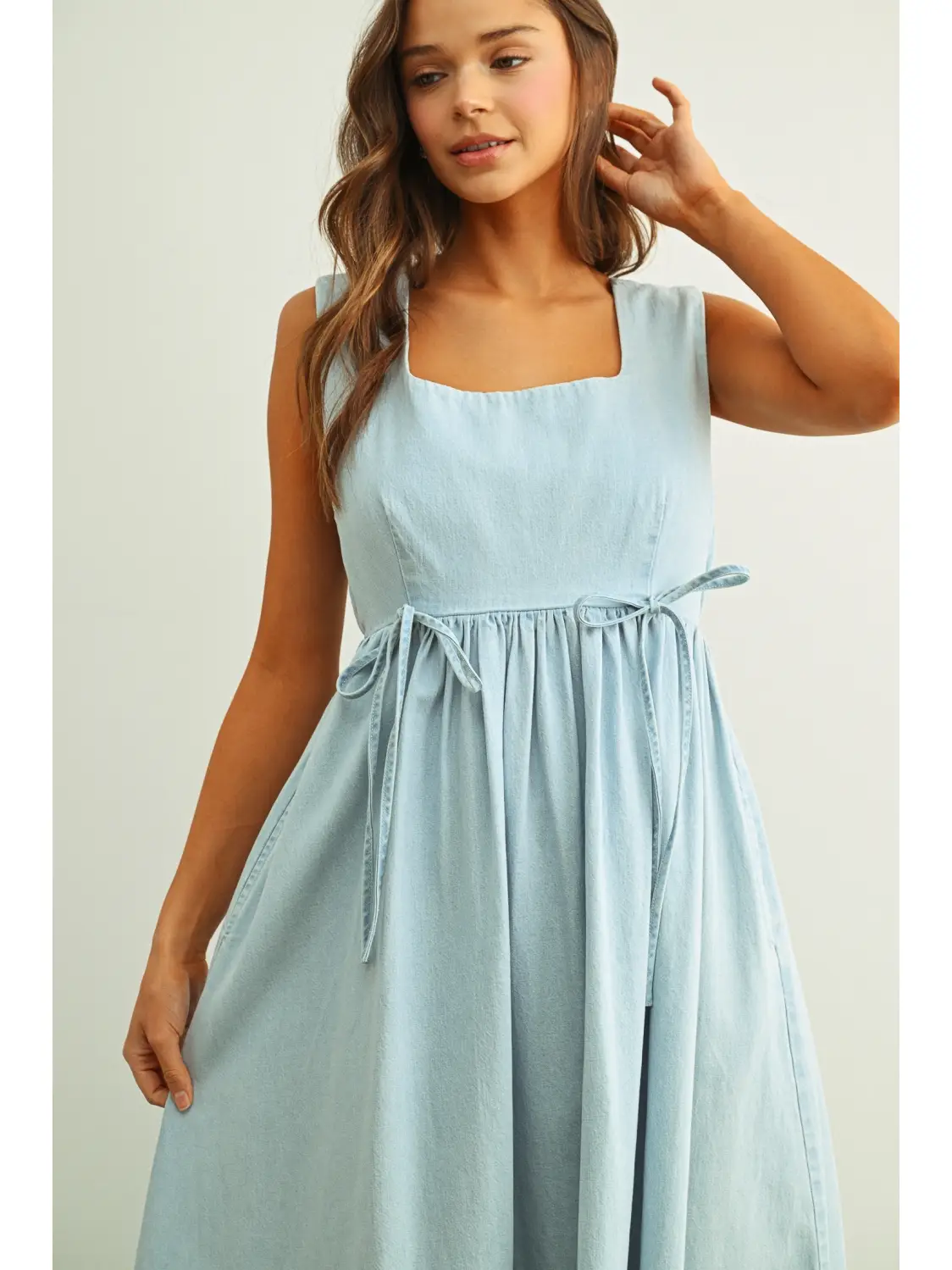 U-Neck Sleeveless Dress