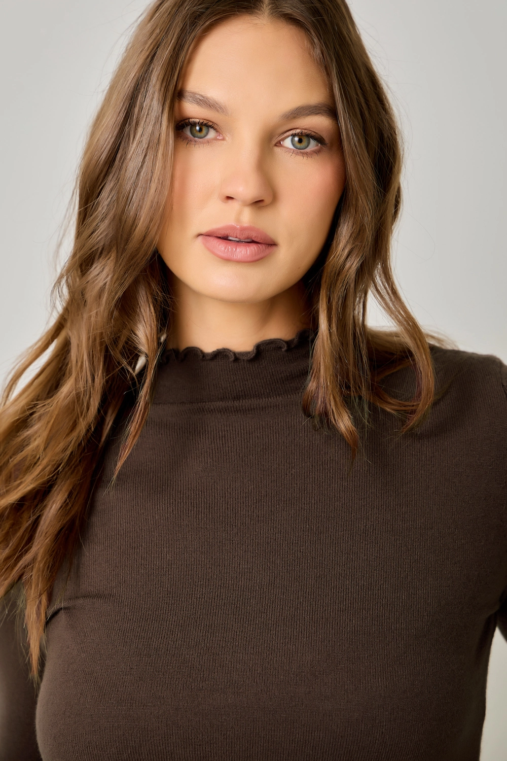 Brown Lettuce Edge Top
