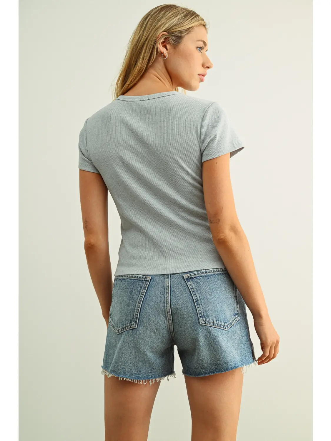 Round Neck Sslv Top