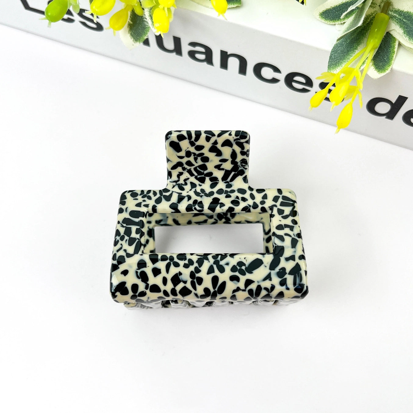 Square Patterned Claw Clip